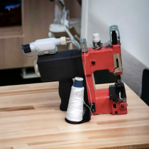 Мішкозашивочна портативна швейна машина з роликом та автоматичною подачею масла GK9-818R, 220V, 210W