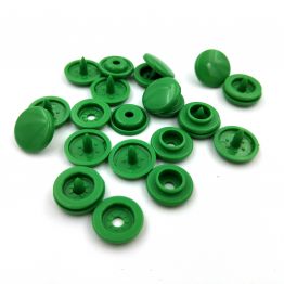 Кнопка пластиковая 12мм зеленая (06) 50шт